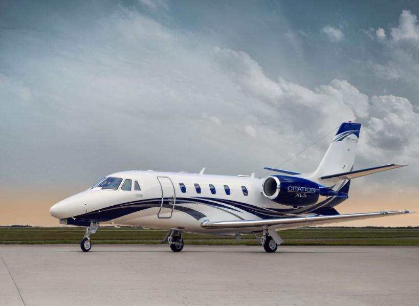 Cessna's tweet photo. Look who just showed up out of the blue. 💙 

✈️: Citation XLS Gen2

#FlyCessna #aviation https://t.co/eDxalv2sQG