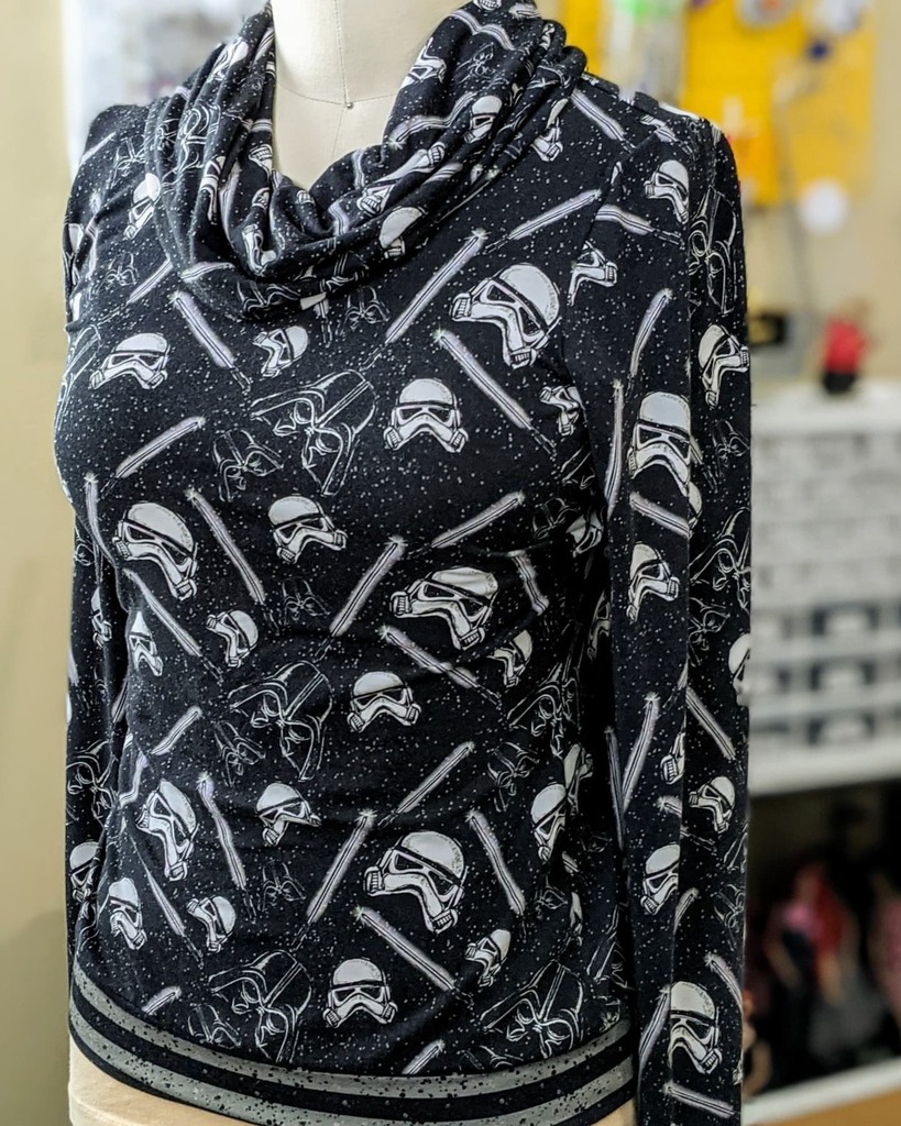 katie_kid_md's tweet photo. Star Wars is pretty cool too.
#sewing #sewingknits #sewingclothes #starwars https://t.co/HkUCY2hTXA