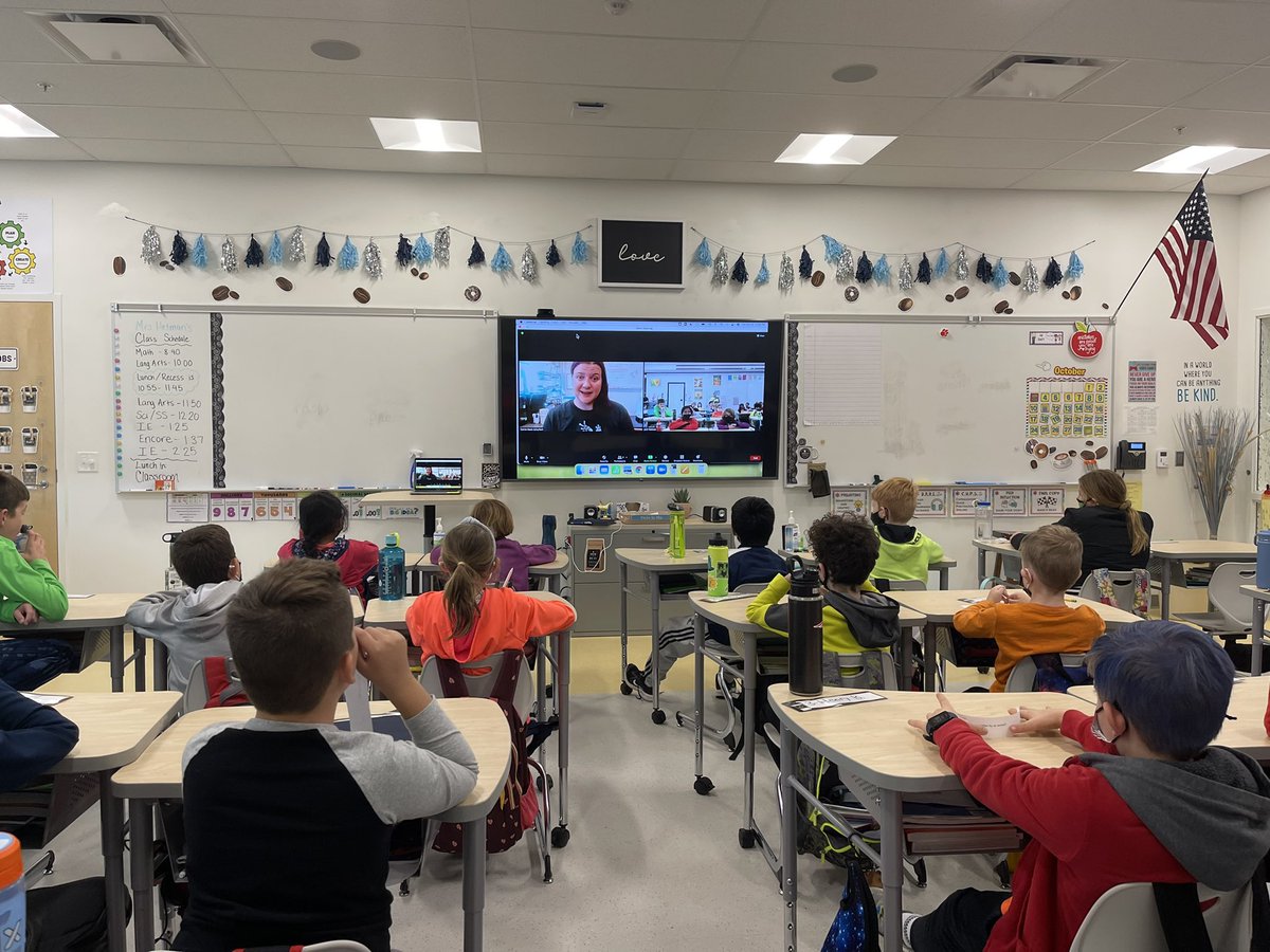 mrsjodihetman's tweet photo. We loved having @CorrieJN in our classroom today! Thank you, @SkypeScientist, for this amazing program for schools! We learned a lot about salamanders, owls, and snakes! #Scientists #AnimalClassifications #SkypeAScientist @BathElementary @JoyceLPushpak #TheRichWay https://t.co/3c7WSAmLrz