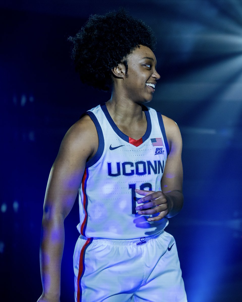 UConnWBB's tweet photo. Christyn Williams and Azzi Fudd were named to the 2022 Ann Meyers Drysdale Award Watch List!

https://t.co/hNdTOBGVDr https://t.co/v0n6vGsT5U