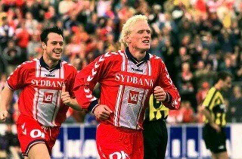 Mate2200's tweet photo. Sæt nu bare Nicolai Wael ind @Vejle_B 

#achvb #SydbankPokalen https://t.co/sskOfJ4jEw