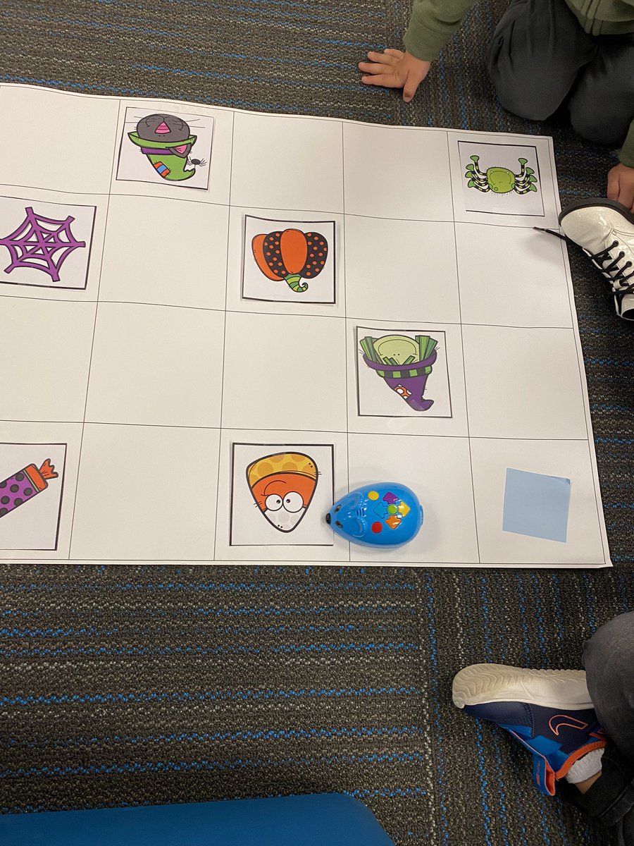 mrs_rubeck's tweet image. Halloween coding fun with #CodeandGoMouse in PreK. @BOEwarriors @WCPS_LMS #BOEMedia #wcpsmd #computationalthinking