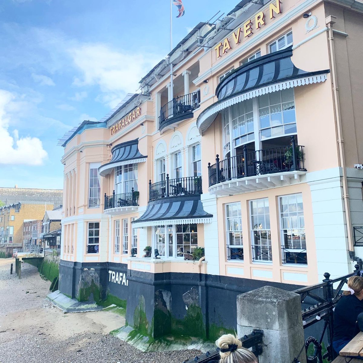TheLondonPubMap's tweet photo. The Trafalgar Tavern, Greenwich #pub #London #londonpub #greenwich Full Review 👉 https://t.co/6NgPNnPVO2 https://t.co/mMQlNX9HPh