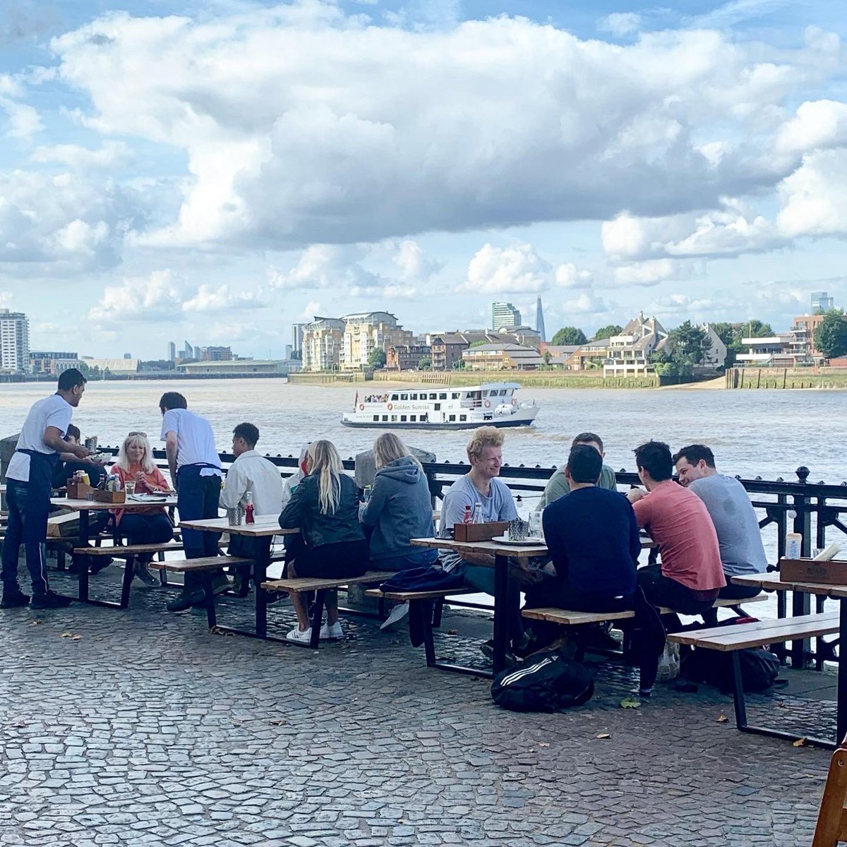 The Trafalgar Tavern, Greenwich #pub #London #londonpub #greenwich Full Review 👉 instagram.com/p/CVf-D7ooflC/…