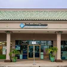 ProImageHI's tweet photo. Flash Back to our opening day at Kapolei, it's been 2 years!  We truly appreciate our customers! Mahalo nui loa for https://t.co/XNL6TqE53q https://t.co/BC2bJXxzy0