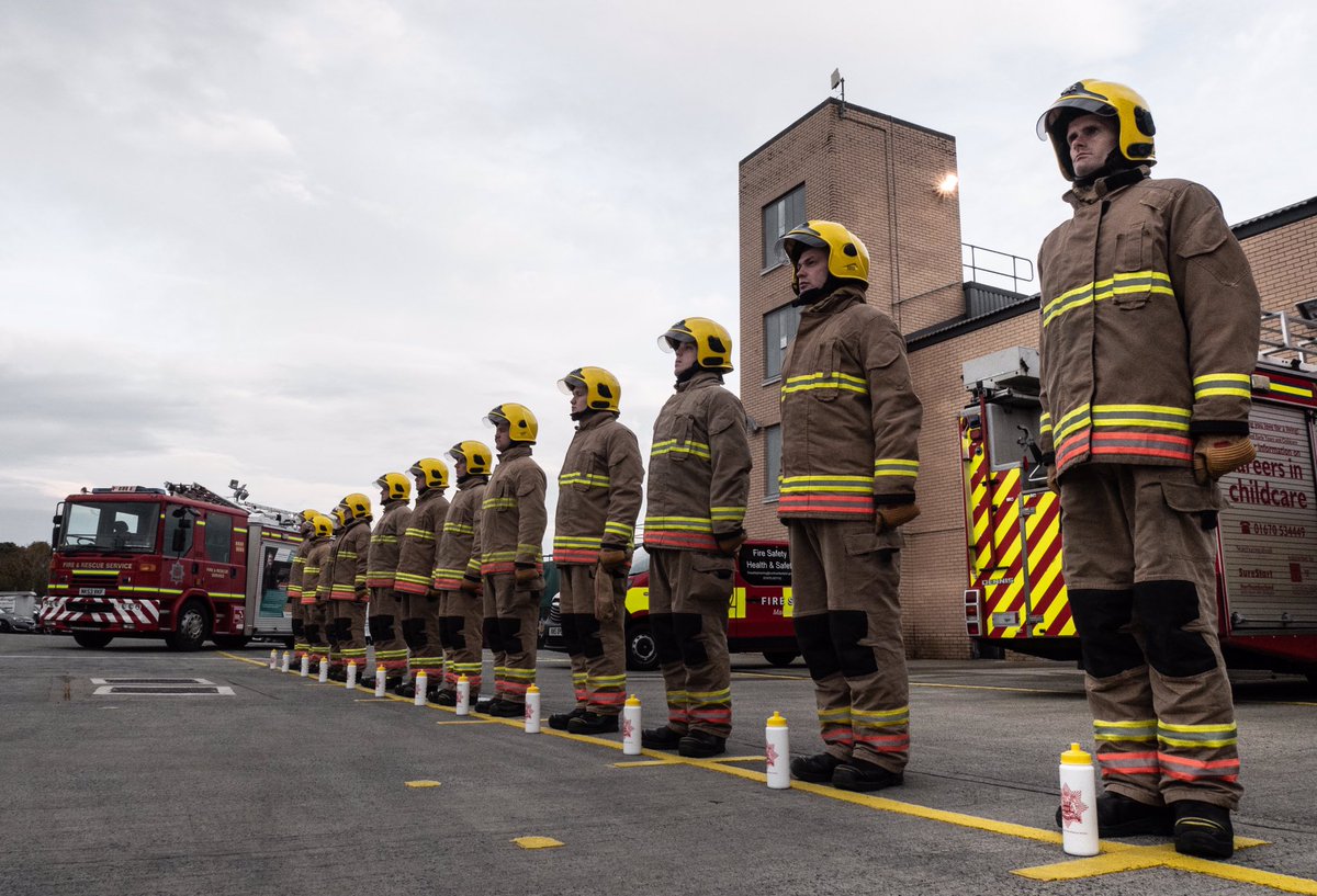 SteveAir_'s tweet photo. Day 17 - BA phase day 2 - Merlin Board ECO - Directional search session - Demo wear - and the classic first BA shuffle experience. 

@NlandFRS @N_landCouncil #firefighter #fire #rescue #training #nfrs #Northumberland https://t.co/0tzzyjhV9Z