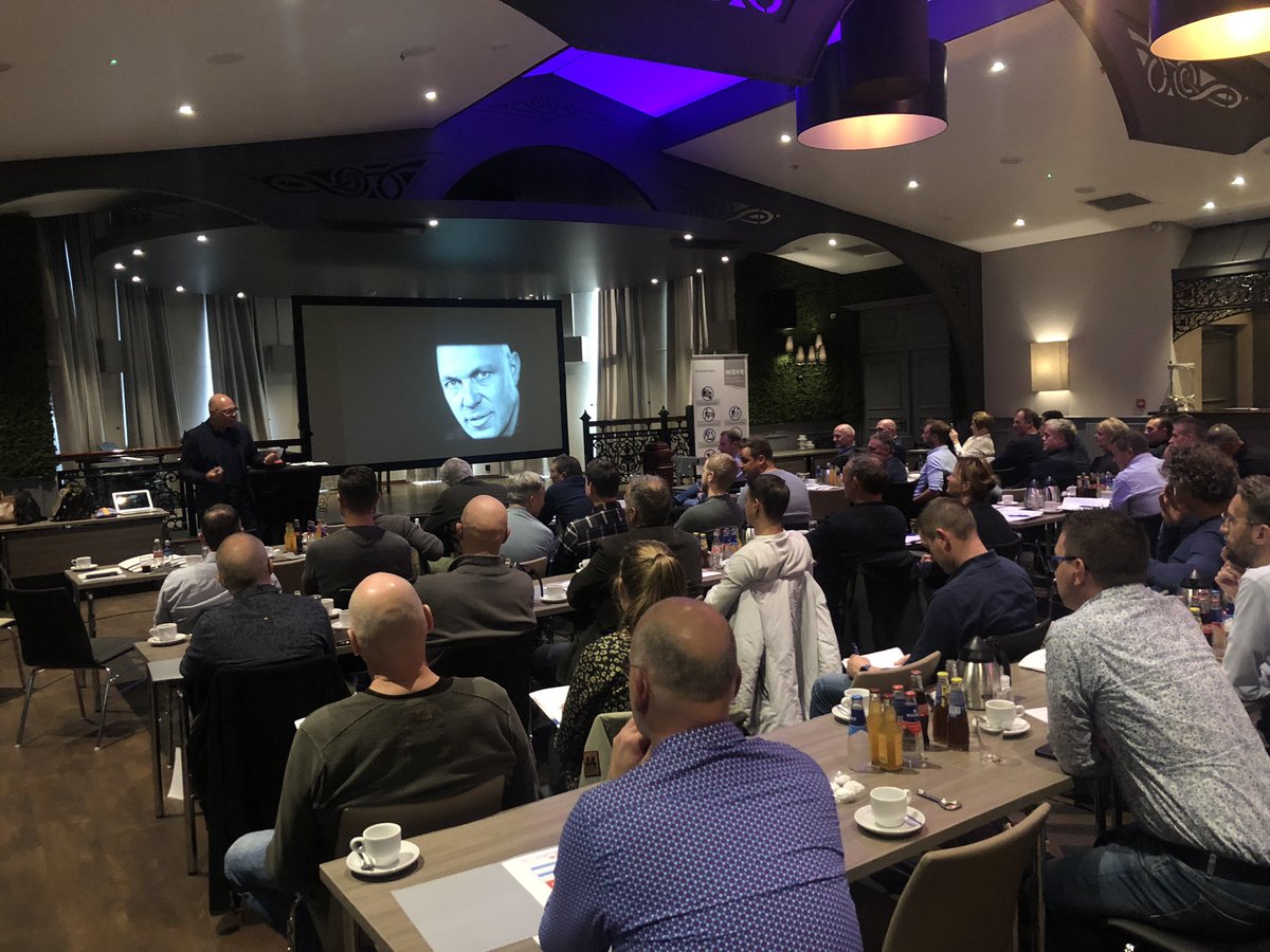 Martin Dees tweet media