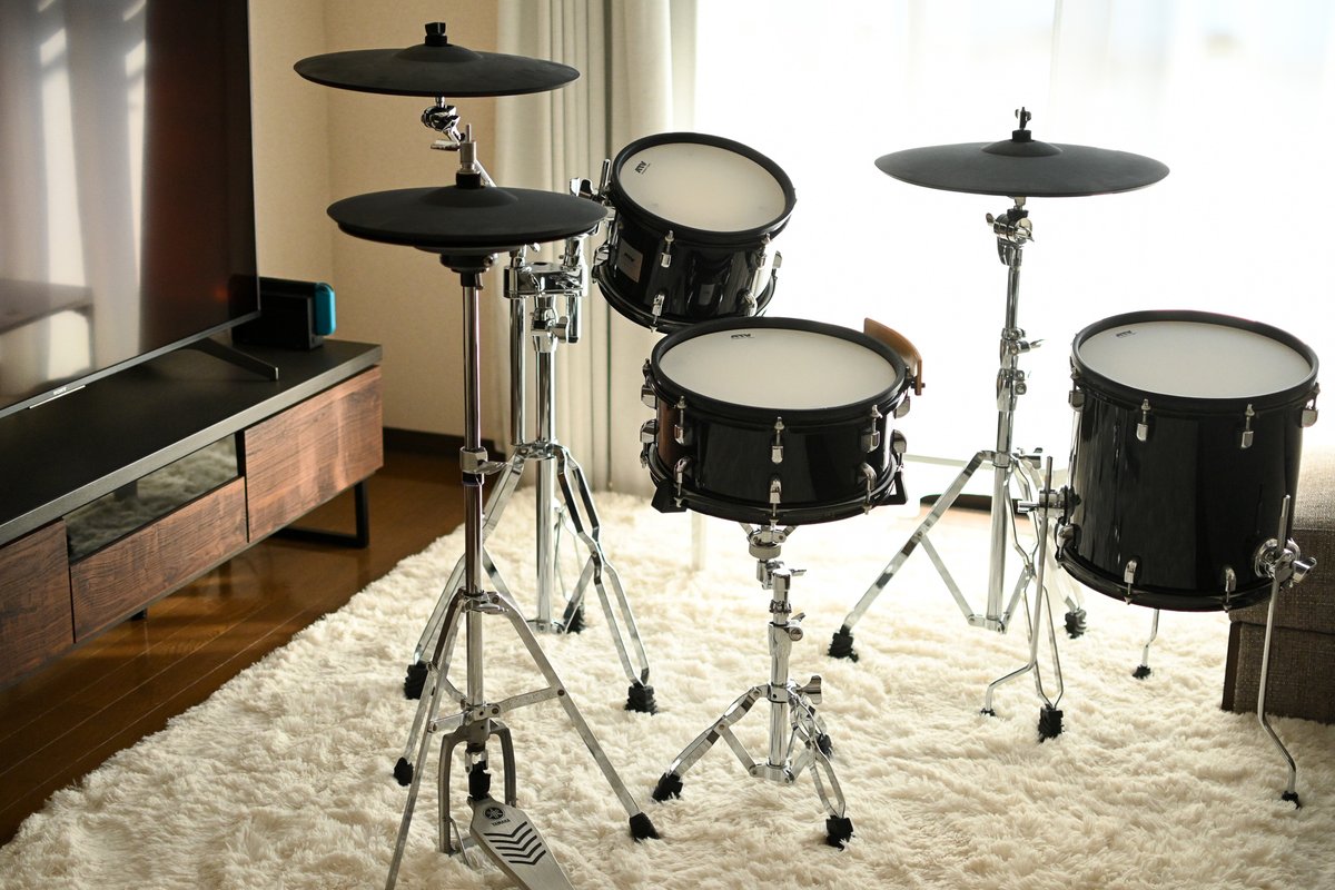 SolidMaple's tweet image. 電ドラセット(ハイハットの電源アダプタとキックパッド欠品)で15万で買う人居ませんか？埼玉、神奈川、東京あたりであれば直接届けに伺います