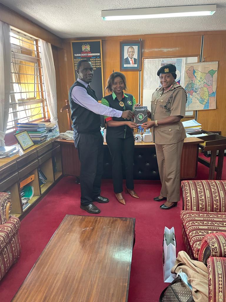 CrimeMustFall's tweet photo. Dr.Kirimi, Ruth Kendi, Nrb County Commissioner, Madam Flora Mworoa, receives PCAK brand gifts presented to her by the team earlier in the day. https://t.co/bYI5rvfVWa