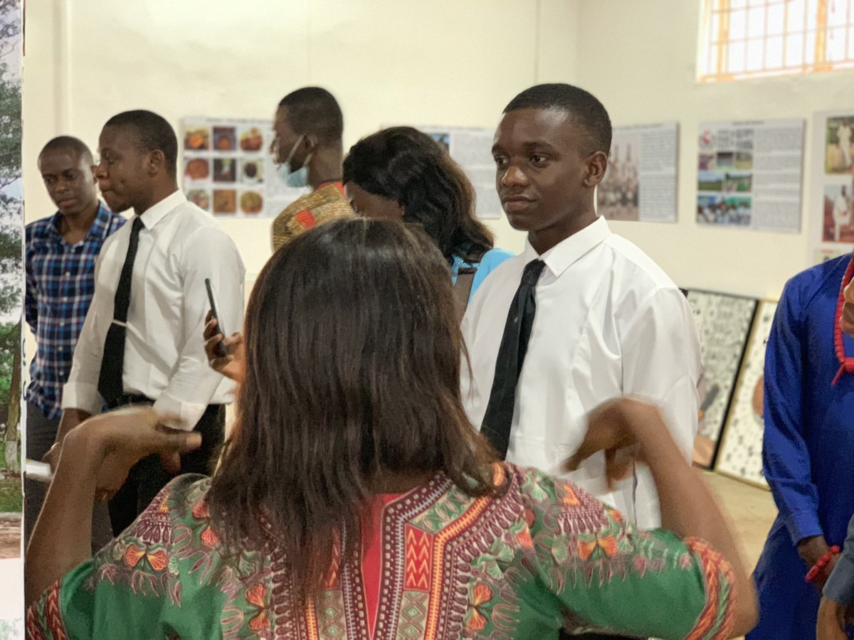 cfmemories's tweet photo. Today, at the Centre For Memories, we had students from the Ohaneze Ndigbo Students Enugu State chapter.

They had held an award presentation ceremony for their Igbo Essay Competition and also visited the Centre to see the new exhibition titled “Ife Eji Malụ Enugu”. https://t.co/uZrAVvIpA5