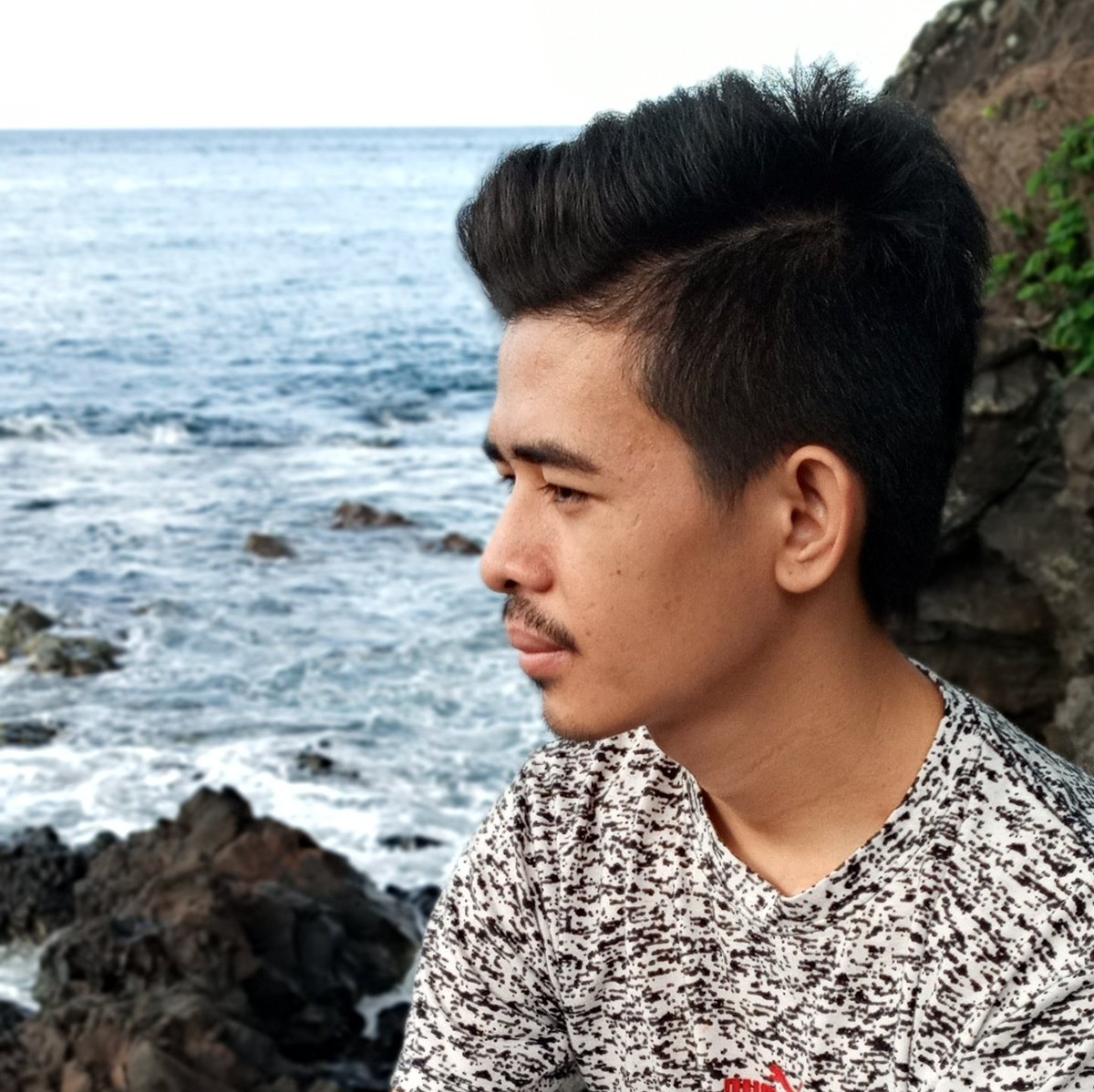 Muhlis04318974's tweet photo. Batu angus https://t.co/h0ZCYVMWWI