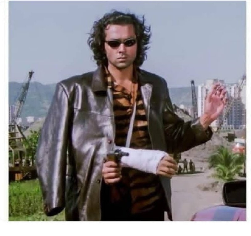 SkShehzada2's tweet photo. Asif sir right now 😂
#PAKvNZ https://t.co/JFIUO8xu8h