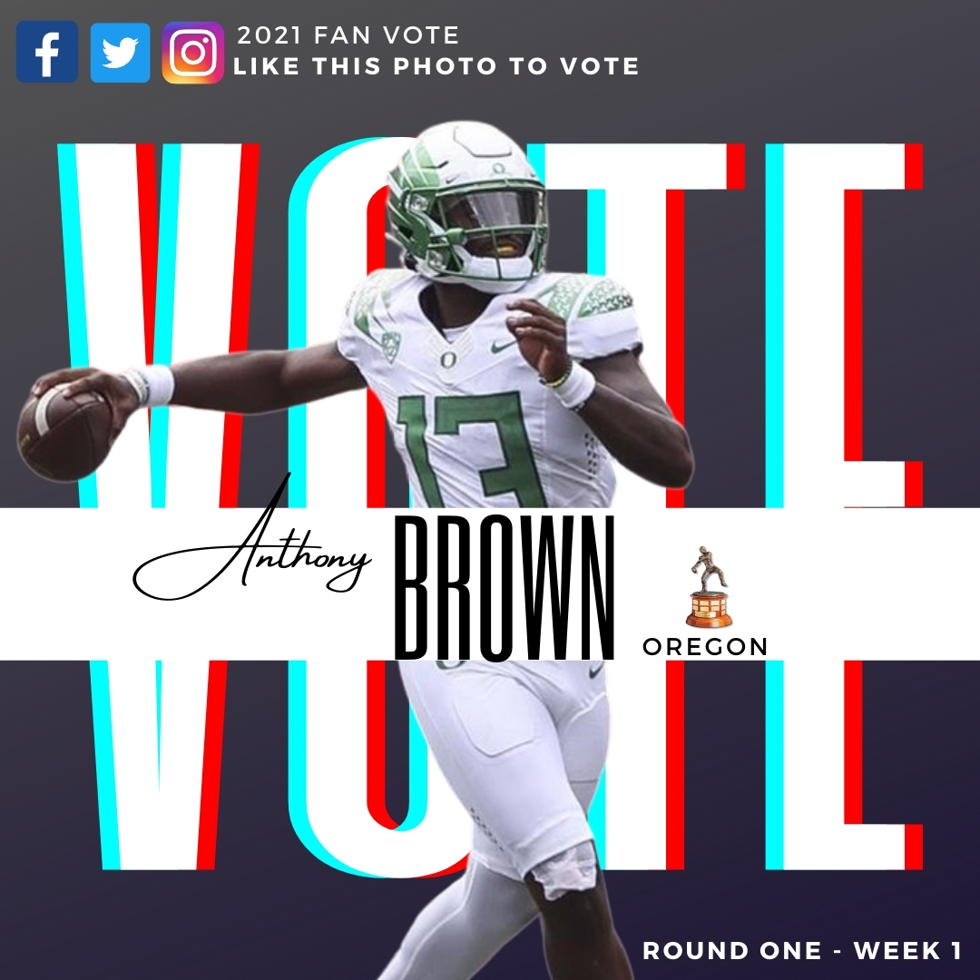 daveyobrien's tweet photo. Vote for Anthony Brown of @OregonFootball to be a semifinalist for the Davey O’Brien National Quarterback Award by liking this post. The top five vote getters on Twitter, Instagram and Facebook with receive bonus committee votes each week. #DaveyQBs @GoDucks https://t.co/cj1aD5bLAi