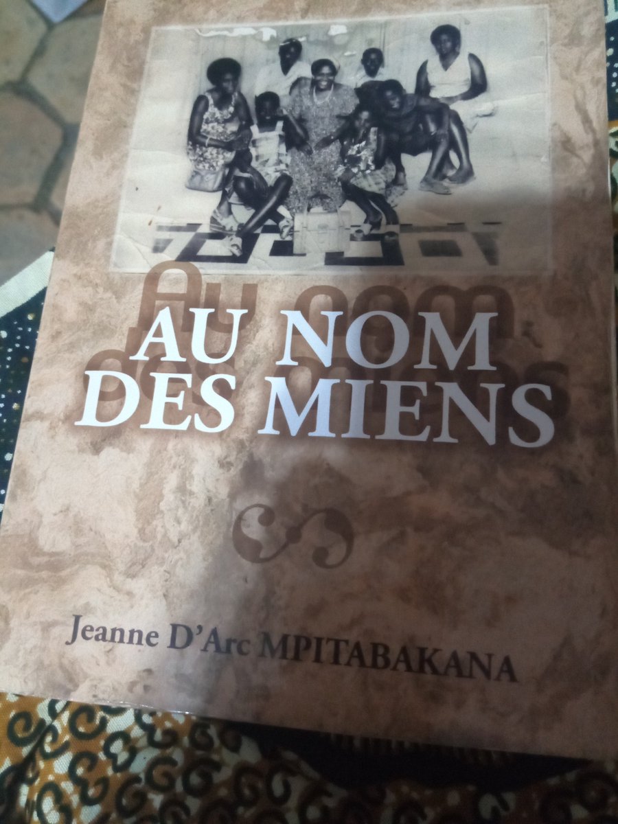 burundi_cvr's tweet photo. #Bujumbura 1972. #Rohero. "Au nom des miens". Jeanne d'Arc MPITABAKANA a laissé aux Burundais 1 livre mémoire sur violations DH en général et sur l'assassinat son père André Mpitabakana/Chef du Personnel BCB 1972. @GeneralNeva @iwacuinfo @ArushaExit @UN_HRC @ABPInfos @CNIDH_Bdi https://t.co/9NcS13uYhw
