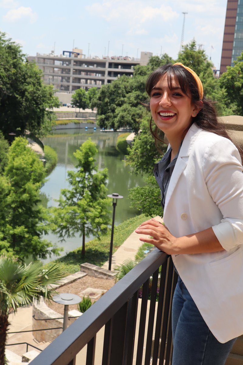 BridalBuzzSA's tweet photo. The views @WyndhamGardenRW knocked the wind out of me!
Find all the 🌟buzz🌟 at https://t.co/hVcL1qPS3m
#bridalbuzz #sanantonioweddings #sanantonio #weddingvenue #hotel #texaswedding #satx #savenue #riverwalk #sanantoniowedding #sa https://t.co/F2AcLWWb83
