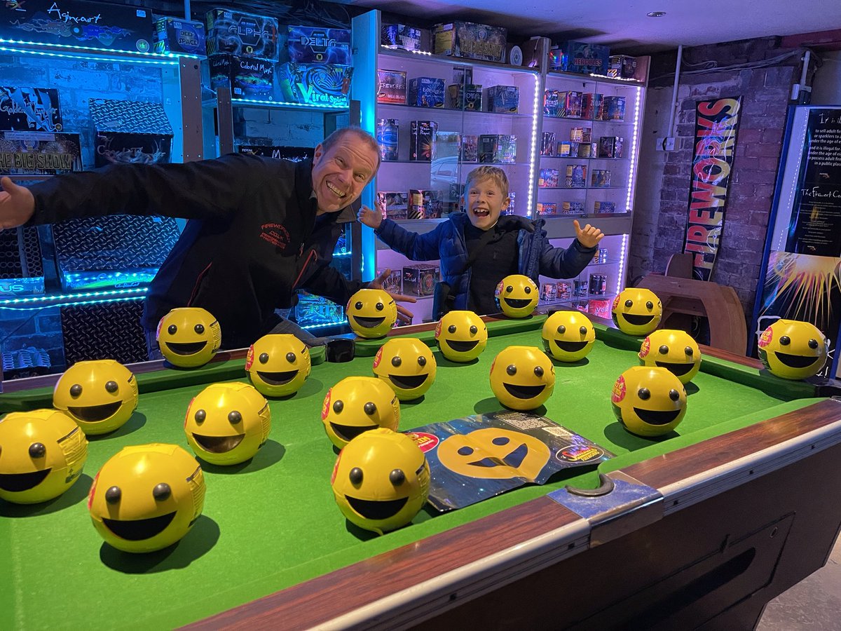 fireworkguy1's tweet image. It’s been all smiles at the Firework Guy’s⁩ Underground Bunker! 😀😀😀 ⁦@Barnsleyis⁩ #fireworks #bonfirenight #GuyFawkes #emoji