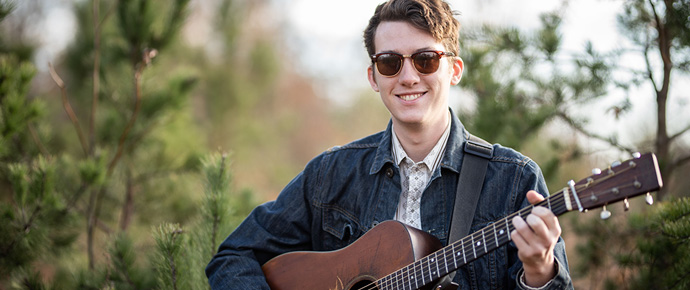 BluegrassToday's tweet photo. Colorado - new single for Mason Via
https://t.co/tsTaqmweNh      #bluegrass  #oldcrowmedicineshow  #masonvia https://t.co/OdOIhjLhfe