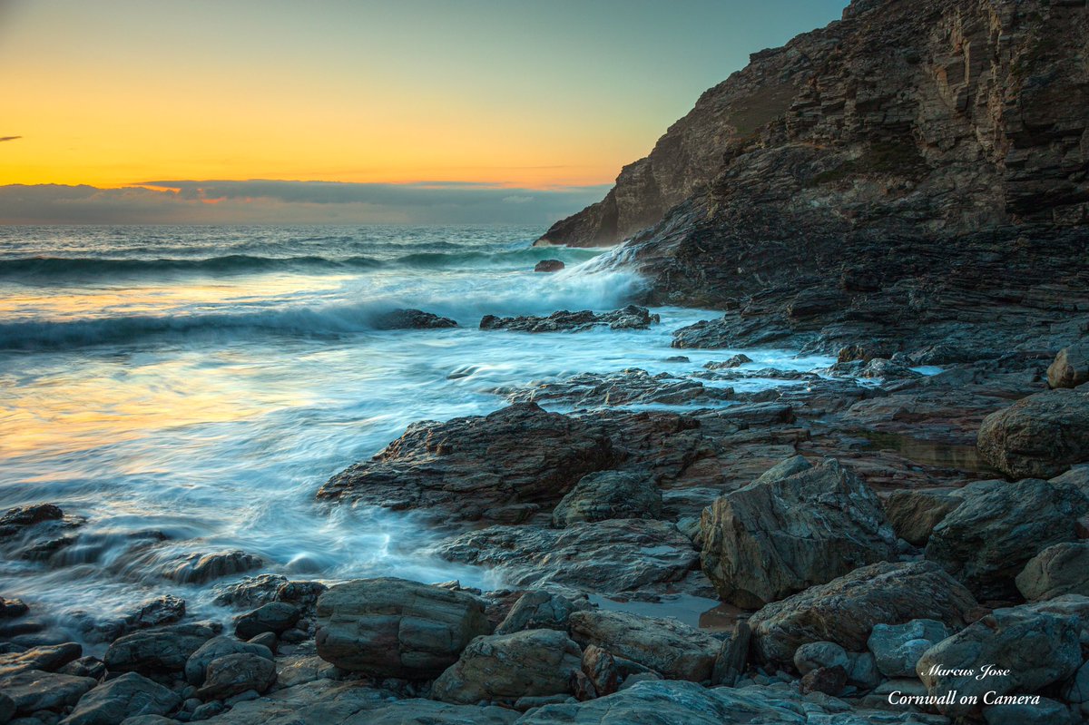 Blue hour at Chapel Porth beach.
#Cornwall #cornwalloncamera #roadtrip #wanderlust #Travel #seascape #chapelporth #beach #hightide #surf #sunset #cornishsunset #Longexposure #bluehour #photooftheday #PHOTOS #landscapephotography #sea #waves #art #photography #canon #summer