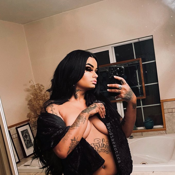 Chanel On The Face, &amp; I&rsquo;m Drenched In Dior🍷👛￼￼ #ts #trans #goth #aesthetic #makeup #brows #lgbt #model<a href="/tag/model"class="tags"><span>#model</span></a><a href="/tag/lgbt"class="tags"><span>#lgbt</span></a><a href="/tag/beauty"class="tags"><span>#beauty</span></a><a href="/tag/makeup"class="tags"><span>#makeup</span></a><a href="/tag/style"class="tags"><span>#style</span></a><a href="/tag/clothing"class="tags"><span>#clothing</span></a>