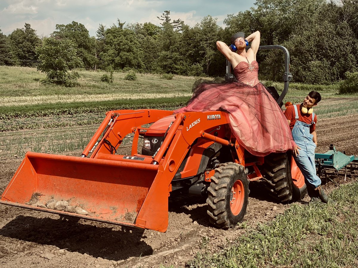 Our new show where we forced our gay asses to farm, live off-grid, and face the climate crisis premiers in half an hour. Watch it and chat with us live at 3pm EST - link here: youtu.be/OfUKJeI50dk