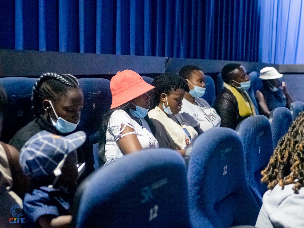 citezw's tweet image. #AsakheFilmFestival : Strike a Rock film screening 

#PowerofMemory
#Asakhe 
@wildtrustzim 
@Gukurahundizim 
@SunshineCinema