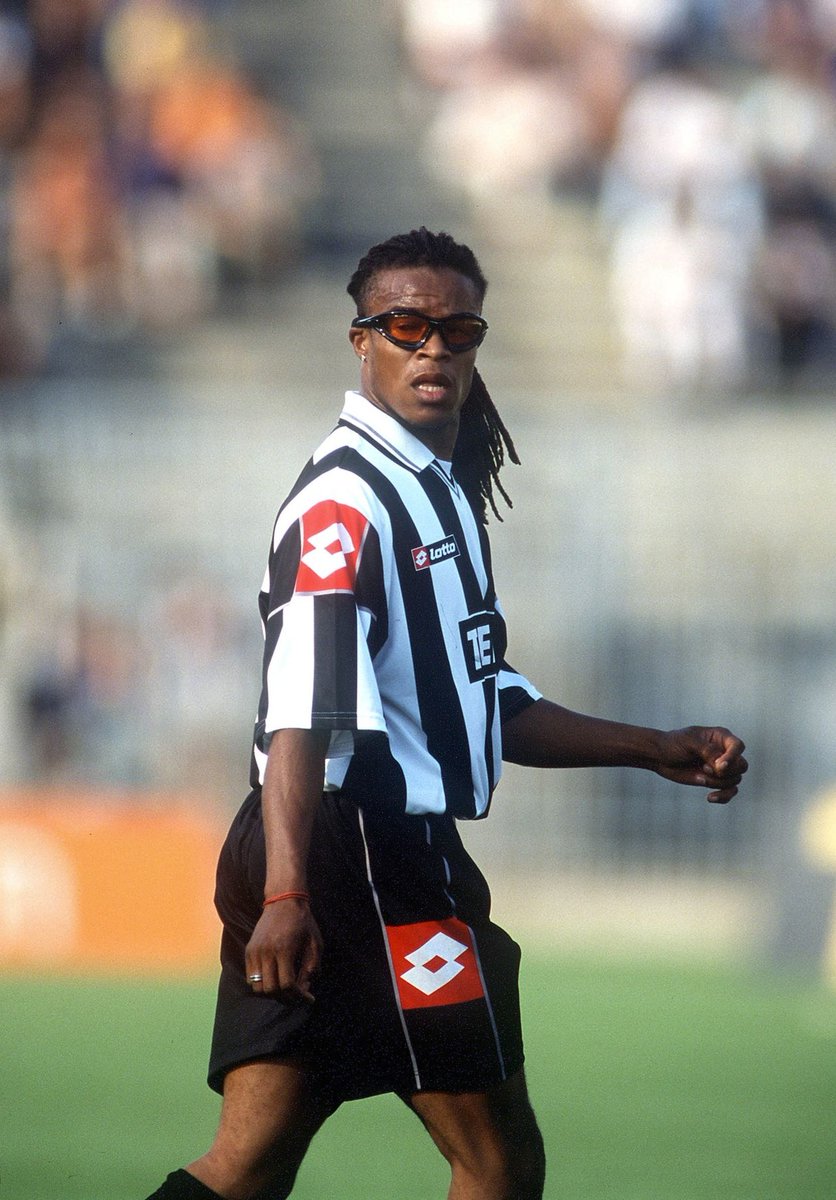 Edgar Davids. The Pitbull. Iconic.