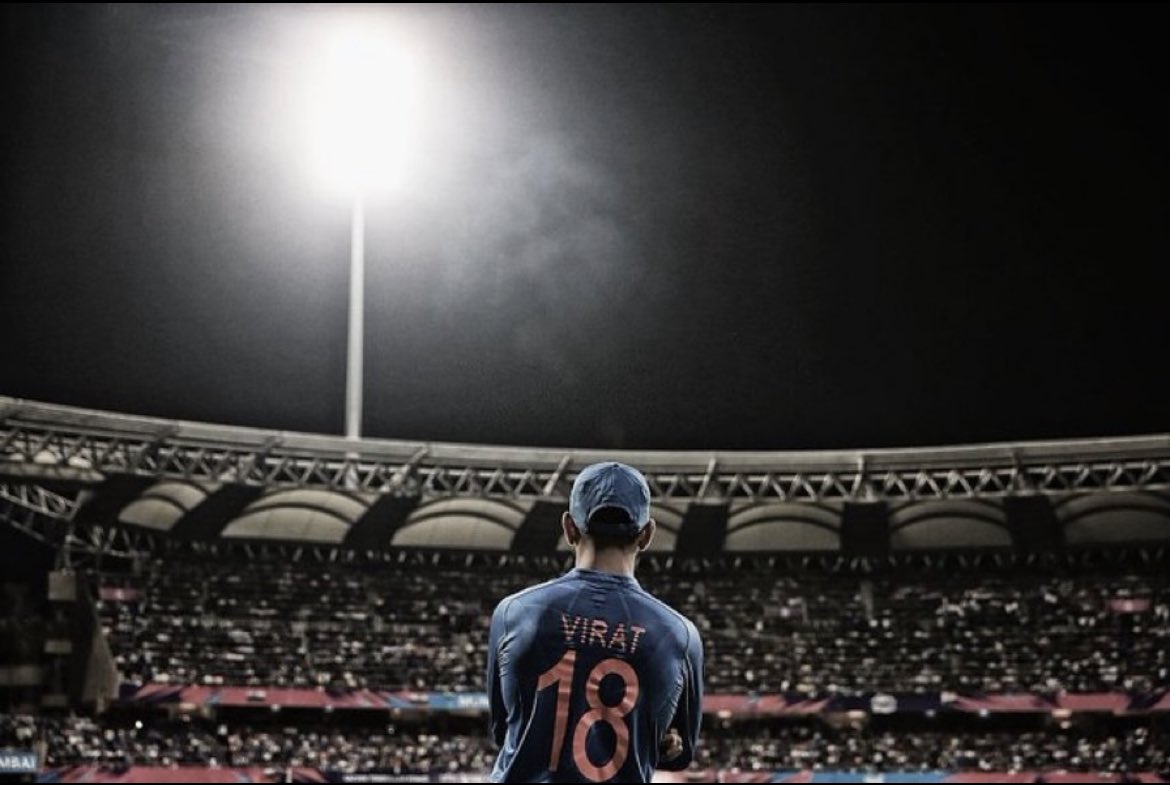 deepcuv's tweet photo. Amir edited his jersey and all onto this pic for his Twitter header😭😭😭😭 https://t.co/mj4CFzlPGW