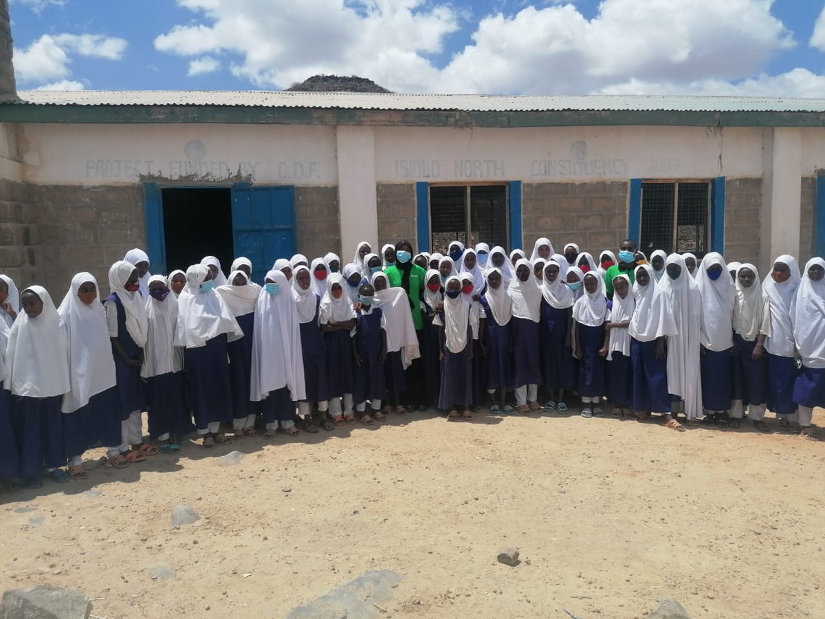 Ict011's tweet photo. We are so glad to have our today's activity success 🙏our team @DiramDimar and @musskiyy visited Merti bording primary school in Merti Sub county to mainstream environmental Conservation among the pupils. They need to get the information at their younger age 🙏.
#OurEnvironment. https://t.co/Ks2tQ69nec