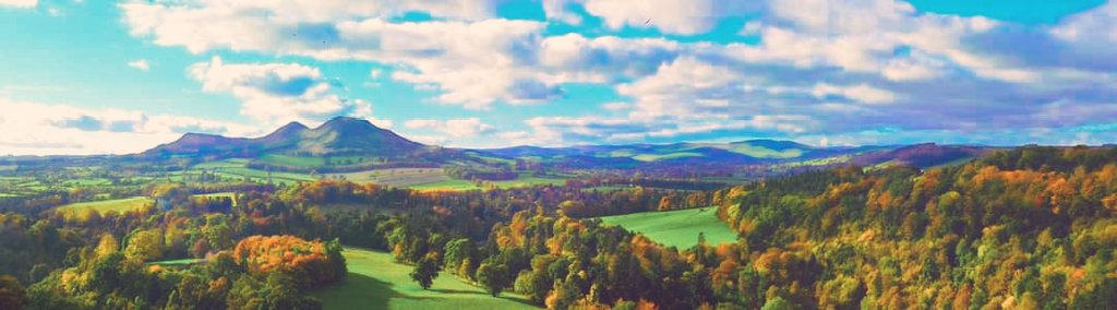 Quietbiglad's tweet photo. Scotts View from a few years back, popped up in my memories today #ScottsView #Melrose #TheTweed #Atumnal https://t.co/vx5SOLYCoC