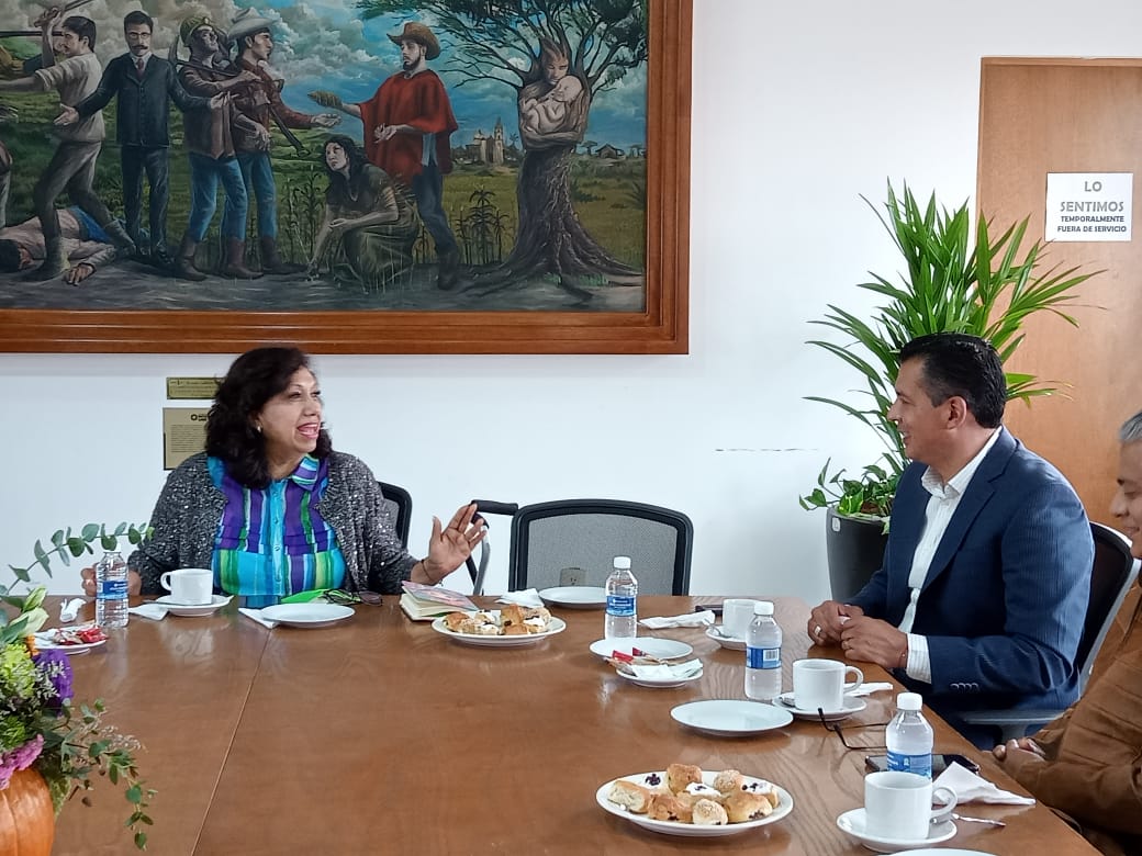 MunicipioSGS's tweet photo. La alcaldesa Leonor Noyola sostuvo una serie de reuniones con los titulares de la Sedarh, Sectur, Secult, para emprender proyectos que beneficiarán al municipio.
#SGS #SigamosAdelante #Secturslp #Secultslp #Sedarhslp #PotosíParaLosPotosinos https://t.co/4R8eXzOG1x