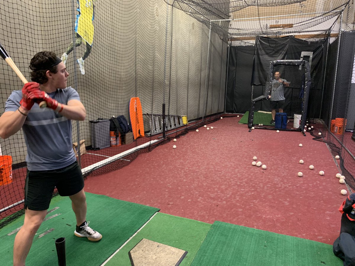 DHbaseball's tweet photo. Thanks Kyle @RedlineSanJuan for the cage time! https://t.co/93NycDpLTA