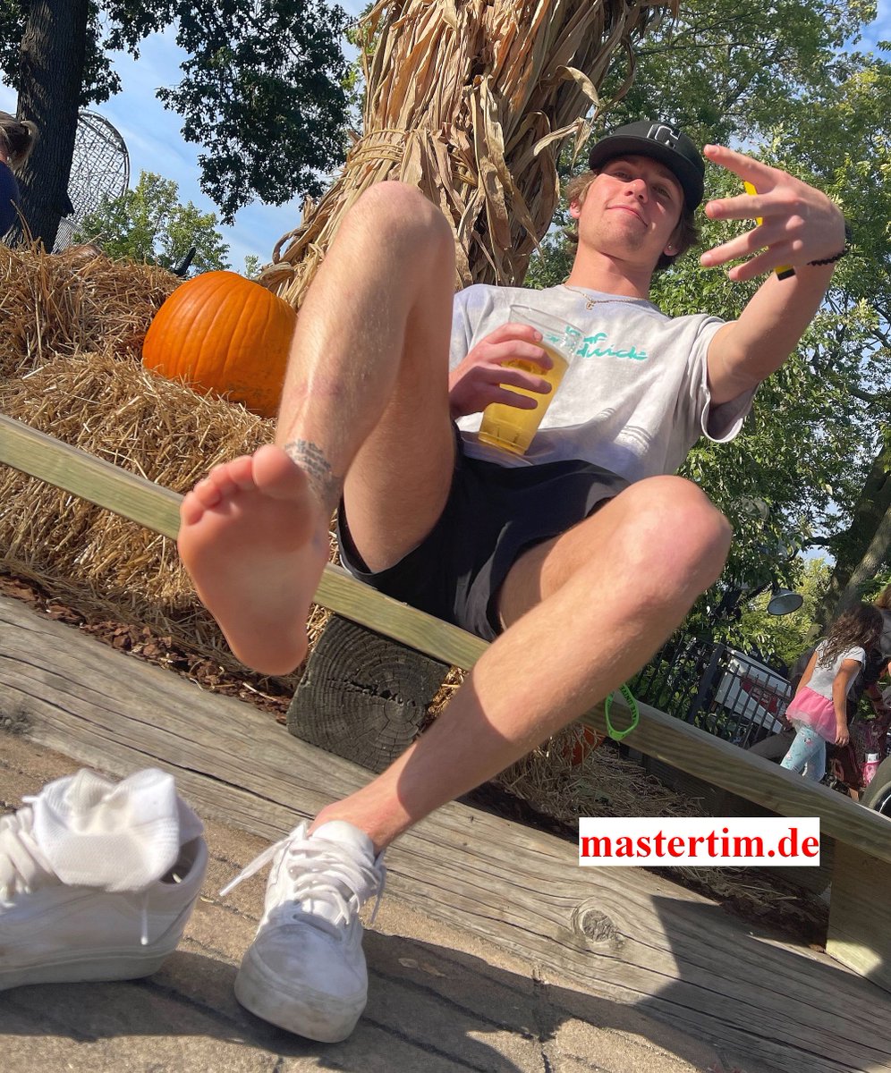 kingtim2012's tweet photo. On Top 3 you voted the #texasmaster #teenmaster #masterrick @MasterRick18 and his #hotmalefeet vote for this #youngalpha again on #footkingspoll please
https://t.co/75MhtkarTi https://t.co/a9lEeJRtCO