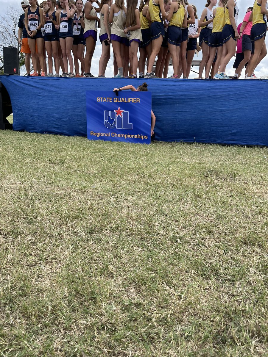ihsknightstrack's tweet photo. That’s our regional champ holding the sign for the top 3 teams pictures so the wind doesn’t tip it over! @brightonmooney4 @Friscoisdsports https://t.co/oANp2OeDY9