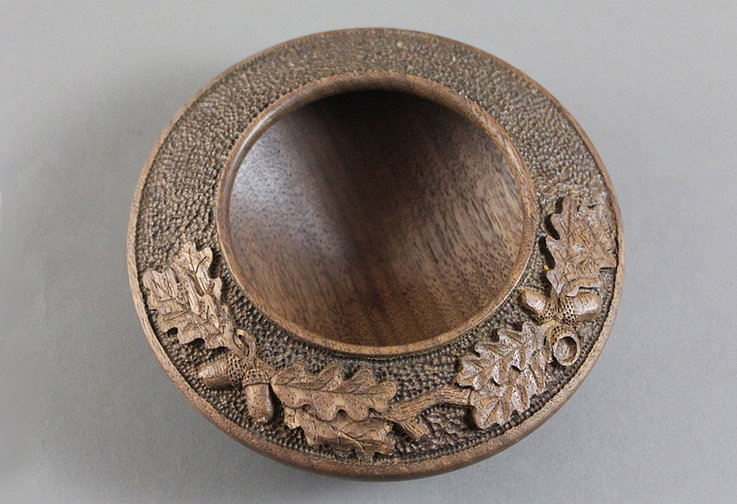 WOODSYMPHONY's tweet photo. Nairi Safaryan
Acorn Bowl, Walnut
This piece of art is also available at our gallery: https://t.co/wwyvXloP77 
#WoodSymphonyGallery #finewoodart #artwork #artgallery #carvingwood #artists #bowl https://t.co/trJoB5iC5B