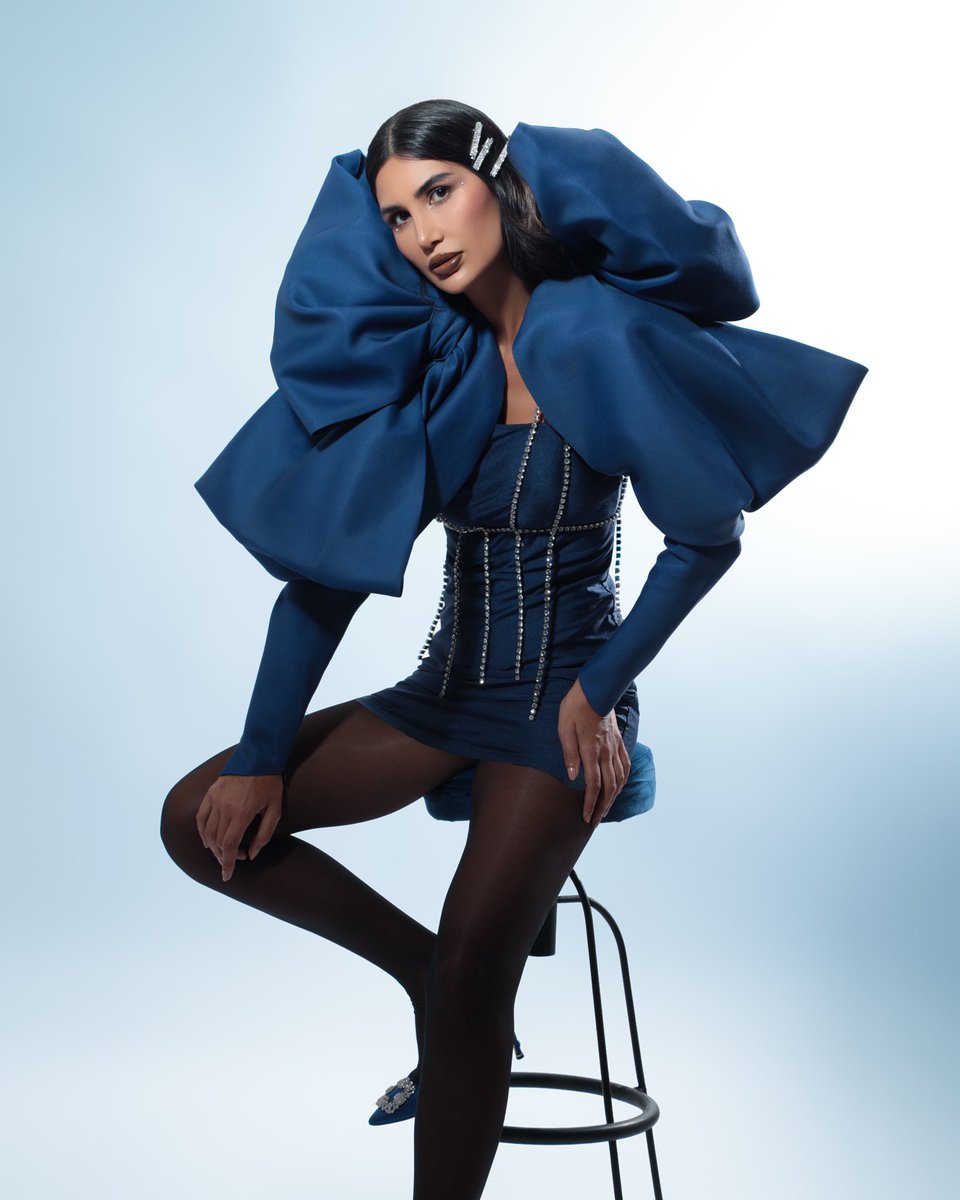 AliceAbdelAziz's tweet photo. 💙💙 #FashionEditorials #AliceAbdelAziz #أليس_عبد_العزيز https://t.co/3WvaTD9hft