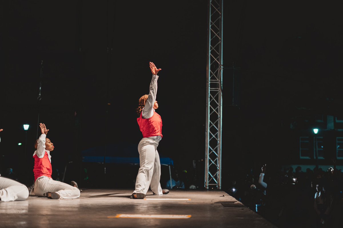 Malik_M03's tweet photo. TU Step Show 💛❤️ /// Shot by me https://t.co/8KBxLR0MZO