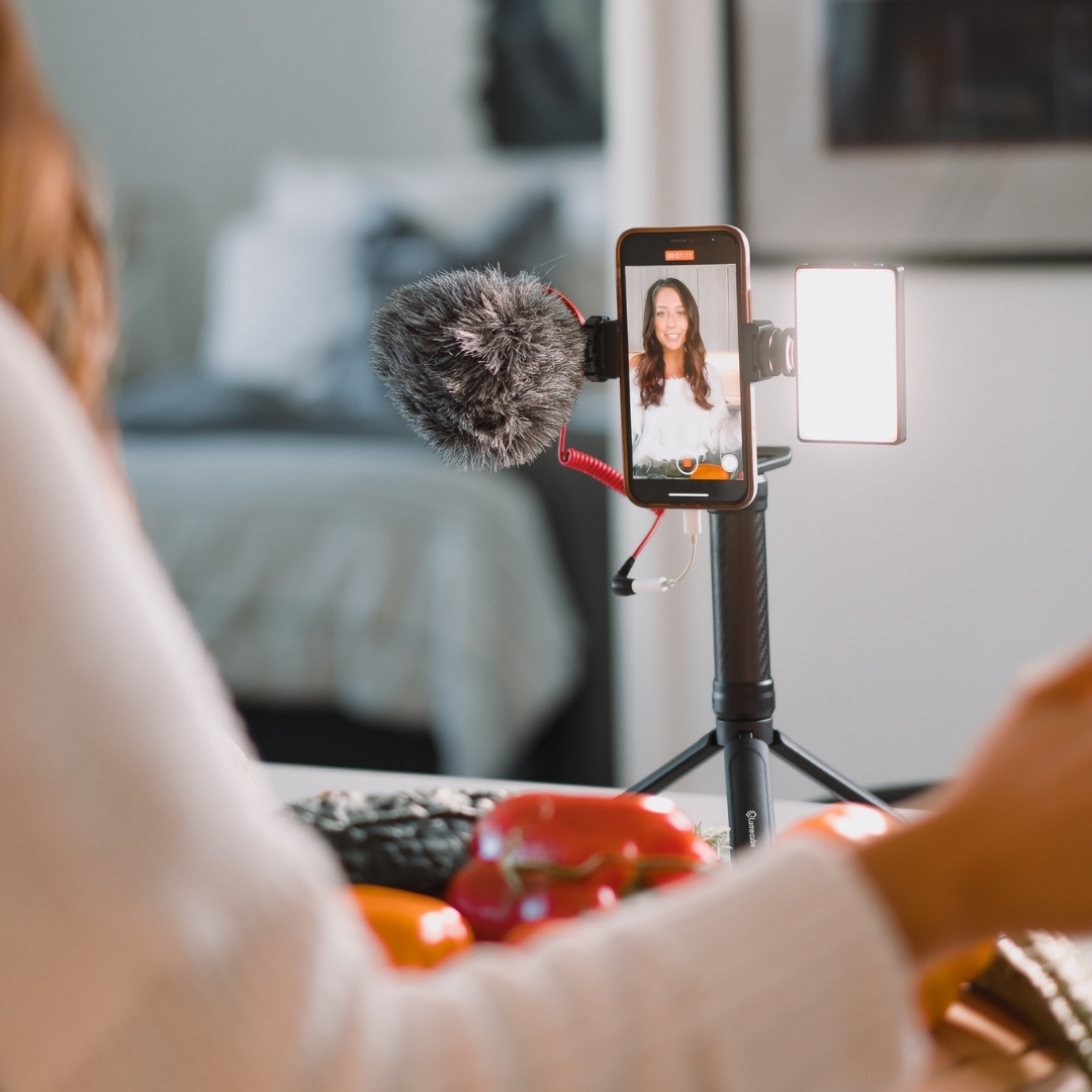 Have you seen the Lume Cube Mobile Creator Kit? It's a smartphone content creation kit which allows you to have control over lighting, audio and mobility.  Learn more here → hg-promo.com/lume-cube-mobi…