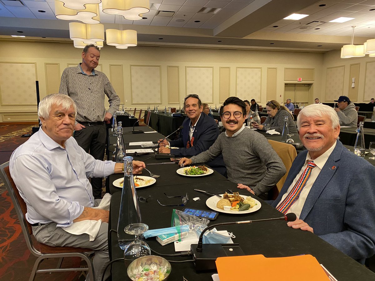 MSGC_Alberta's tweet photo. A surprise visit by newly elected MP @DesjarlaisBlake over the lunch hour &amp; chance to hear from him about next federal steps, his new role, and the importance of the MSGC to move forward … a great message alongside those from our Elders this morning. #metis #metissettlements https://t.co/2zPgkX6UKR