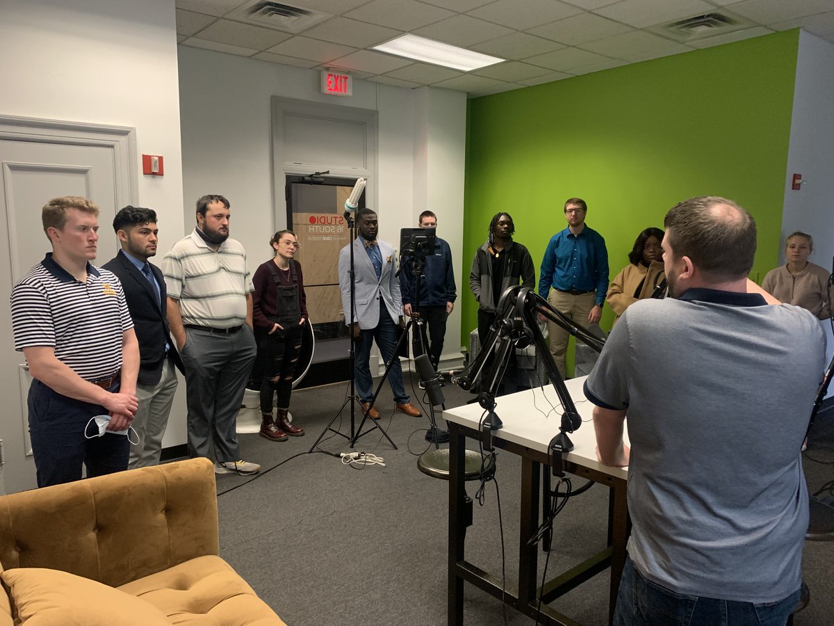 JaySSidhuSchool's tweet photo. Sidhu Students got to tour The Accelerator's business scaling program in downtown Wilkes-Barre. We spoke to representatives from @LSEOCom and @specialguest and sampled root beer from @drinkparlor! Special thanks to LSEO VP of Operations Steve Blackburn for showing us around! https://t.co/D07CuBO6ve