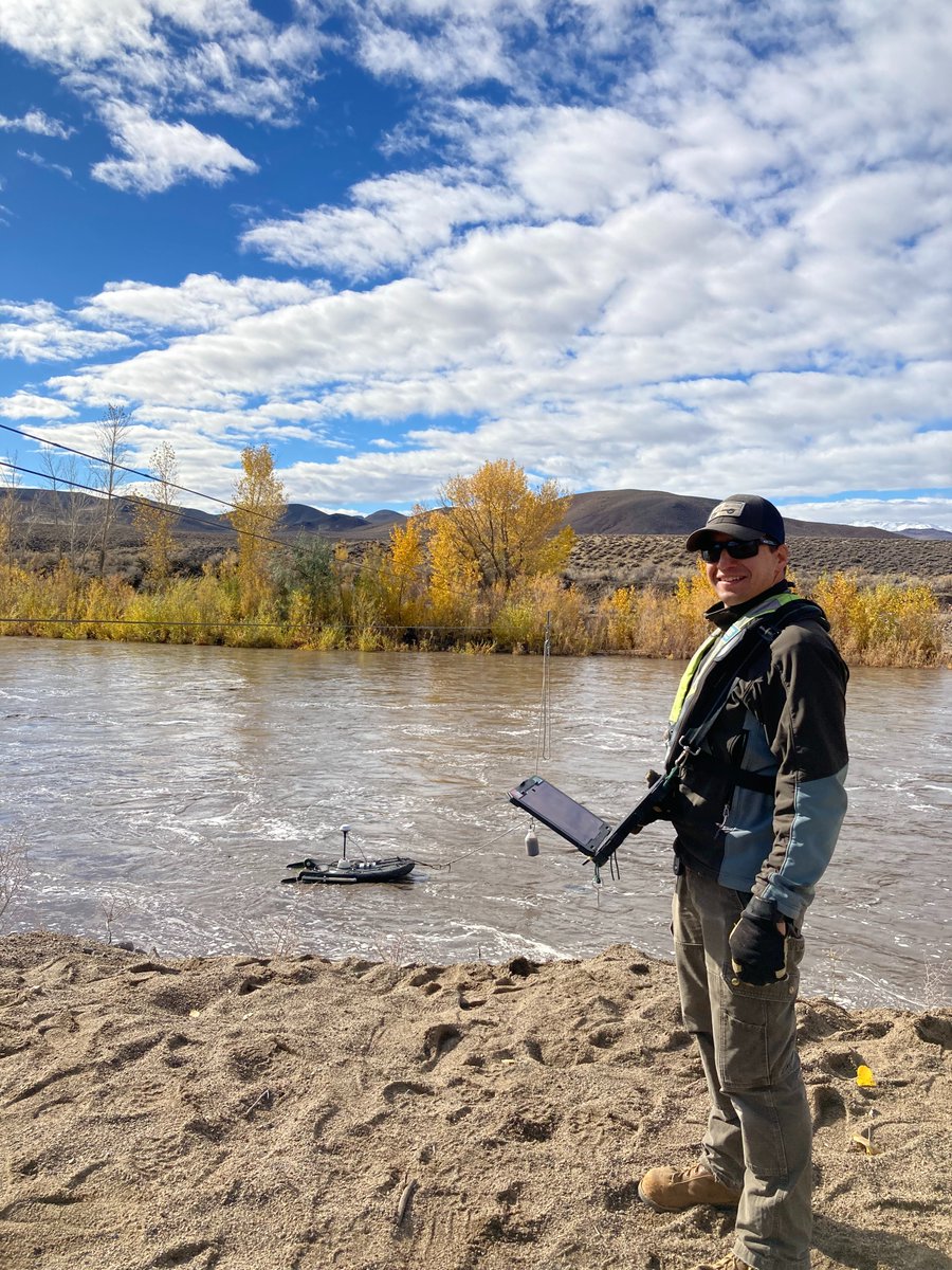 USGS_Nevada's tweet photo. Hydrographer Guzman obtaining an ADCP streamflow measurement at 10312000 #CarsonRiver NR #FortChurchill this morning. Discharge will be back online soon. https://t.co/yAOKfxatPQ @NVStateParks https://t.co/3EoaRuZtot