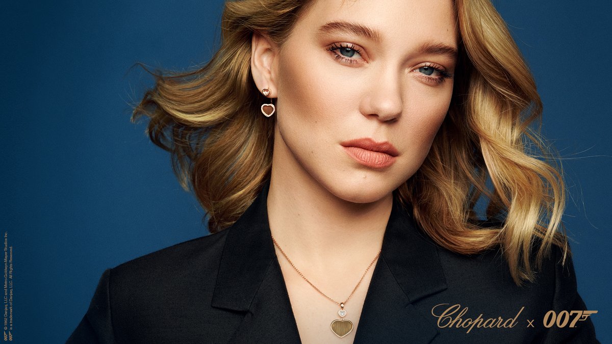 chronographarm's tweet photo. Chopard X 007 Golden Hearts  
https://t.co/mCgY4zoHs2 
#Chopard #007 #JamesBond 
#ChronographArmenia #Armenia #Yerevan https://t.co/HQiP31YZB9
