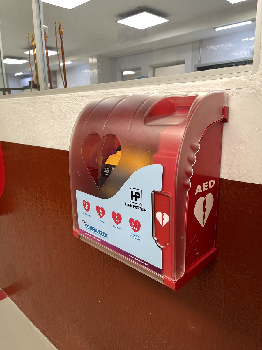 highprotein1's tweet photo. Gracias a @ConfianzzaMx , Hoy celebramos  la instalación de nuestro primer #desfibrilador en nuestra planta de El Salto, Jalisco para proteger  a nuestros empleados de posibles paradas cardiorrespiratorias. 
#Confianzza #desa #cardio #desfibrilador  #salud #EspacioDeConfianzza https://t.co/MAk0JKVHbw