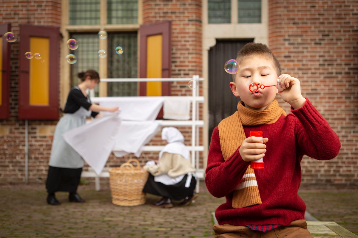 #Herfstvakantie in het Elisabeth Weeshuis #Museum! Kom je #spelen en #knutselen met #brood? Deegpoppetjes maken in de Weeshuiskeuken, uitwaaien in de binnentuin of verzamel je knutselpakket op de speelzolder! Check alle #kidsproof #kinderactiviteiten: weeshuismuseum.nl/brood