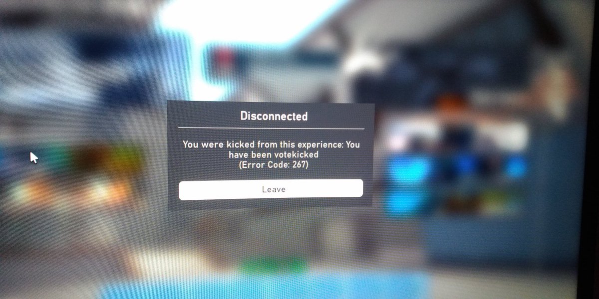 zollando15cz's tweet photo. @kamoyeess @ROLVeStuff @TheRealBluay @ObscureScapter @Roblox Whyyyy???? @kamoyeess  @ObscureScapter  @rolve https://t.co/6jz2D60GHT