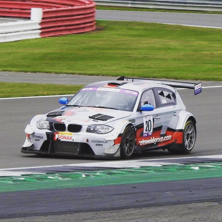 KirbysCarBlog's tweet photo. #TurboTuesday #WouldLoveToDriveIt #GTCup #Pirelli #Silverstone #KirbysCarBlog #SaxonMotorsport #LookingForwardToNextYear https://t.co/fpvM0X9p7X