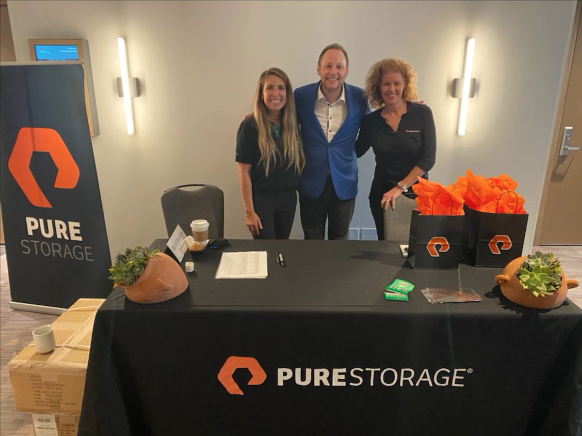 dpfitz's tweet image. I had an awesome time this weekend with our partner @MercedesAMGF1 and many @PureStorage customers at the #USGP 🙌

Data is a key component to success in @F1 and our partnership with the Team has taken that to another level!

#DrivenByData #PureStorage #F1