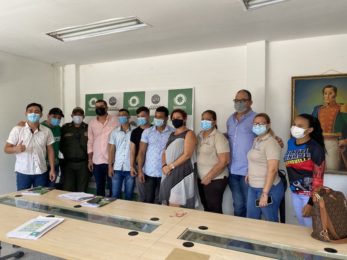 robertoceledon's tweet photo. Baranoa tiene sus 4 primeros consejeros de juventud de las curules especiales de población indígena, víctima, afrocolombiana y campesina. Esperamos contar con ellos como coequiperos para propiciar políticas que beneficien a nuestra juventud. ¡Felicidades👏! https://t.co/l9bcWV3jSG