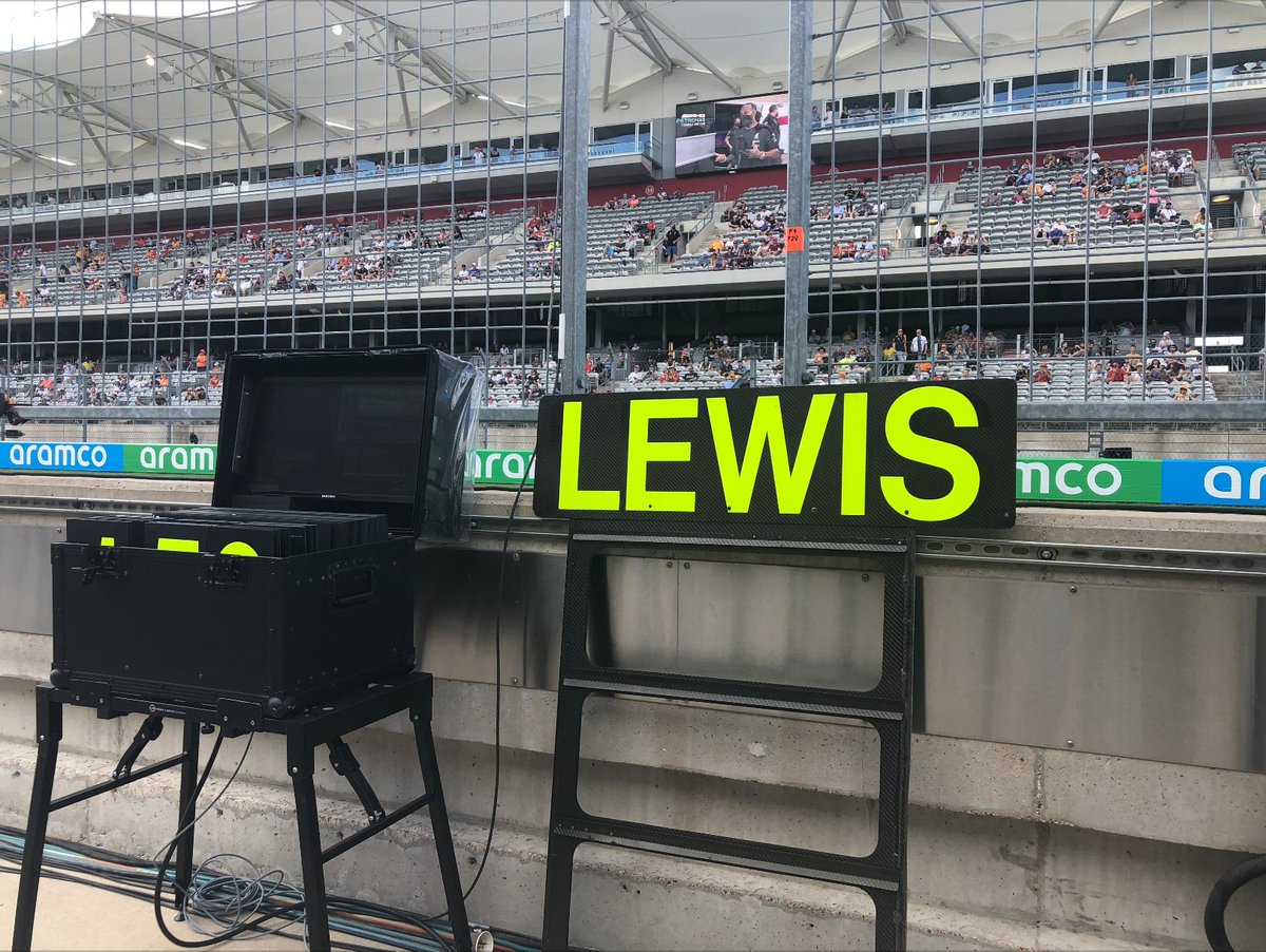 dpfitz's tweet image. I had an awesome time this weekend with our partner @MercedesAMGF1 and many @PureStorage customers at the #USGP 🙌

Data is a key component to success in @F1 and our partnership with the Team has taken that to another level!

#DrivenByData #PureStorage #F1