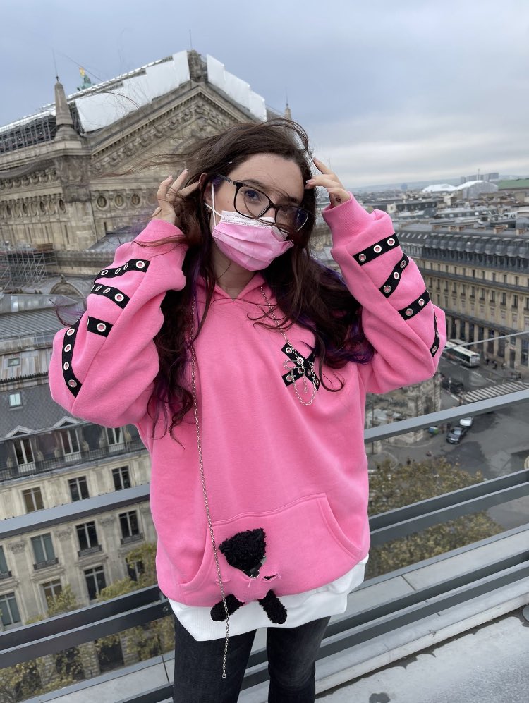 Iynaupdates's tweet photo. 📲| Lyna vía Twitter (SrtaLyna) https://t.co/Ujl94Q5Lwm
