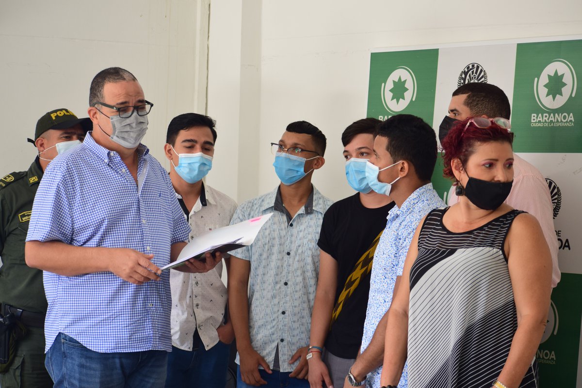 robertoceledon's tweet photo. Baranoa tiene sus 4 primeros consejeros de juventud de las curules especiales de población indígena, víctima, afrocolombiana y campesina. Esperamos contar con ellos como coequiperos para propiciar políticas que beneficien a nuestra juventud. ¡Felicidades👏! https://t.co/l9bcWV3jSG
